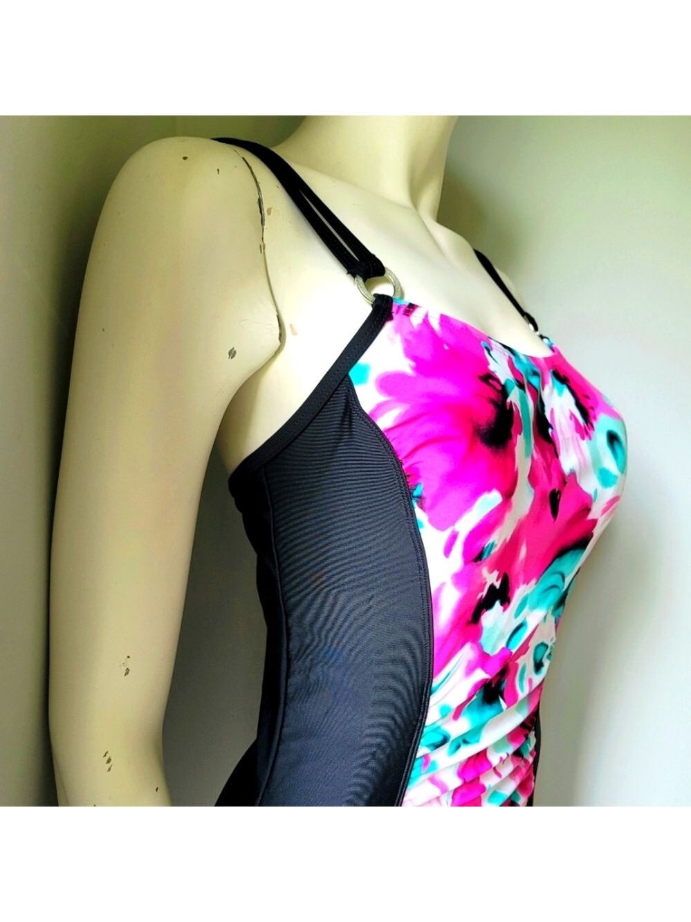 Krista Swimsuit One Piece Size 14